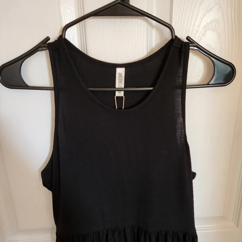 Black Maxi Dress with Pockets NWT πHP π - Picture 2 of 7